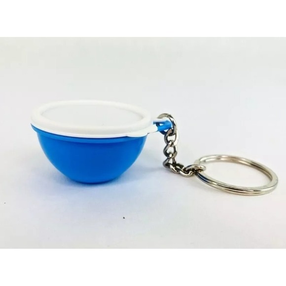 Tupperware Bowl Keychain Raindrop Blue White Novelty Collectible New - Picture 1 of 4
